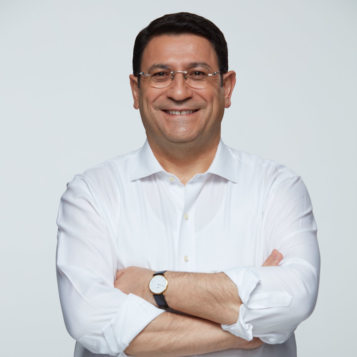 İBB Adayımız Av. İdris Şahin:

En çılgın projemiz İstanbul'u ve Türkiye'yi adaletle yönetmek.

Hukukun uygulanmadığı, adaletin olmadığı bir şehirde ve ülkede en çılgın proje ADALET'tir.