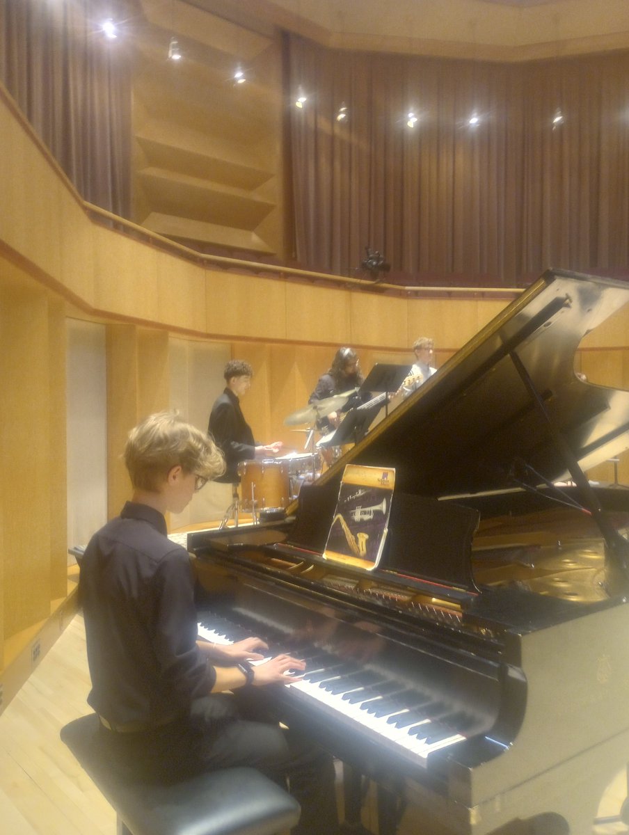 Denfeld Band tweet media