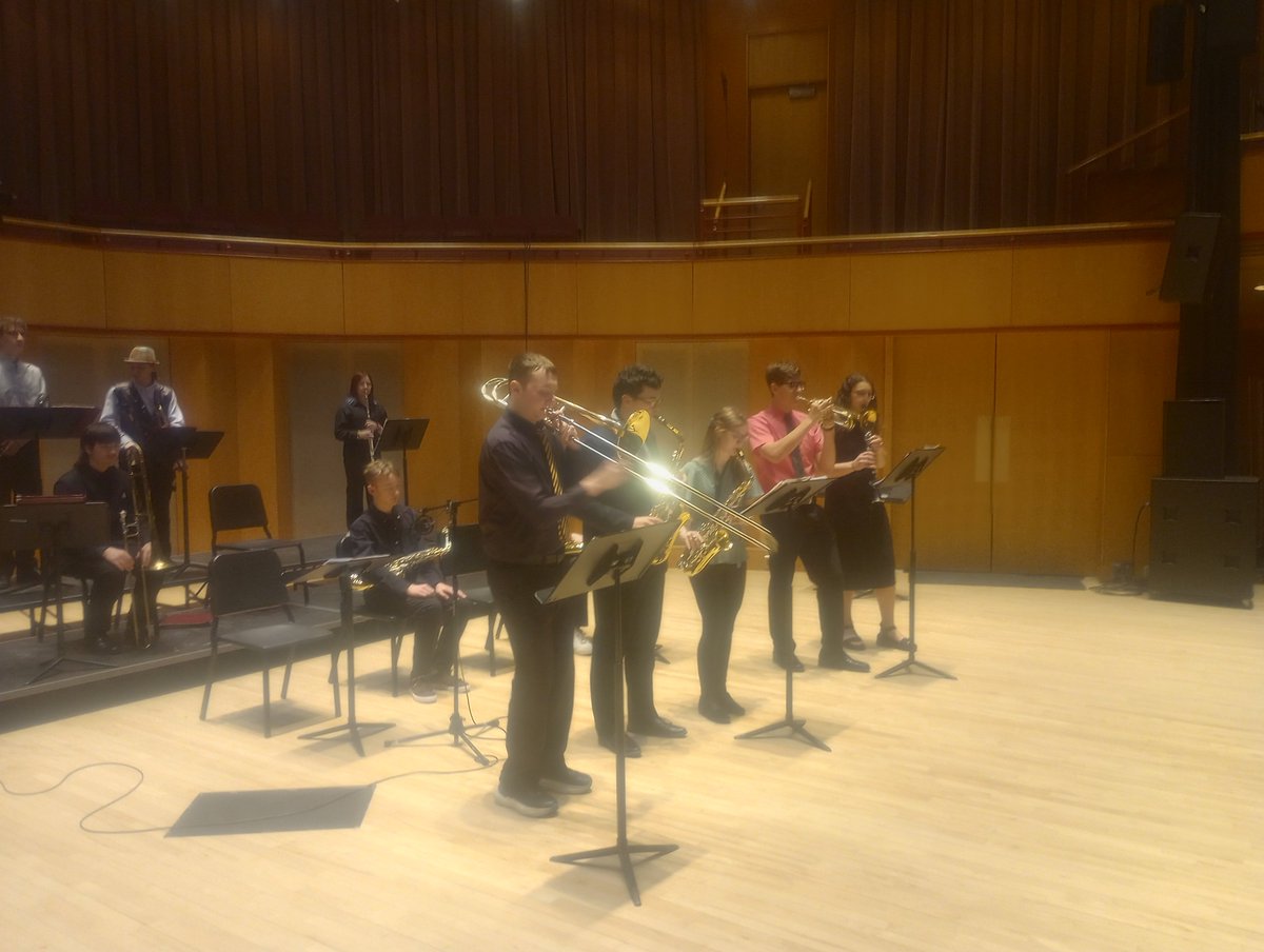 Denfeld Band tweet media