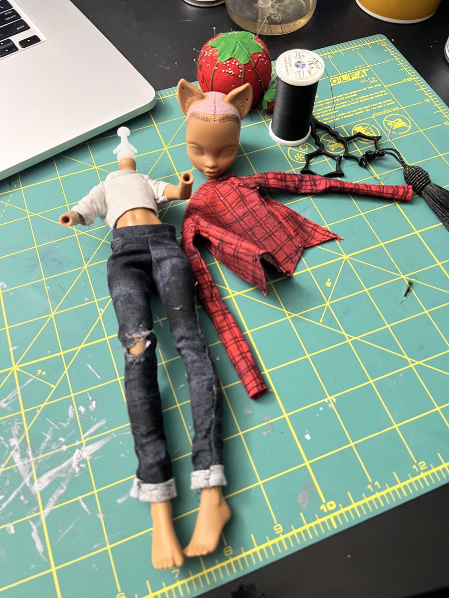 The clothes were hand sewn and the plaid pattern was drawn on in sharpie. I also ended up making each piece twice as I figured out what did and didn't work with the doll proportions. Shout out to @Dollightfully's etsy shop for having easy to follow patterns I could modify!