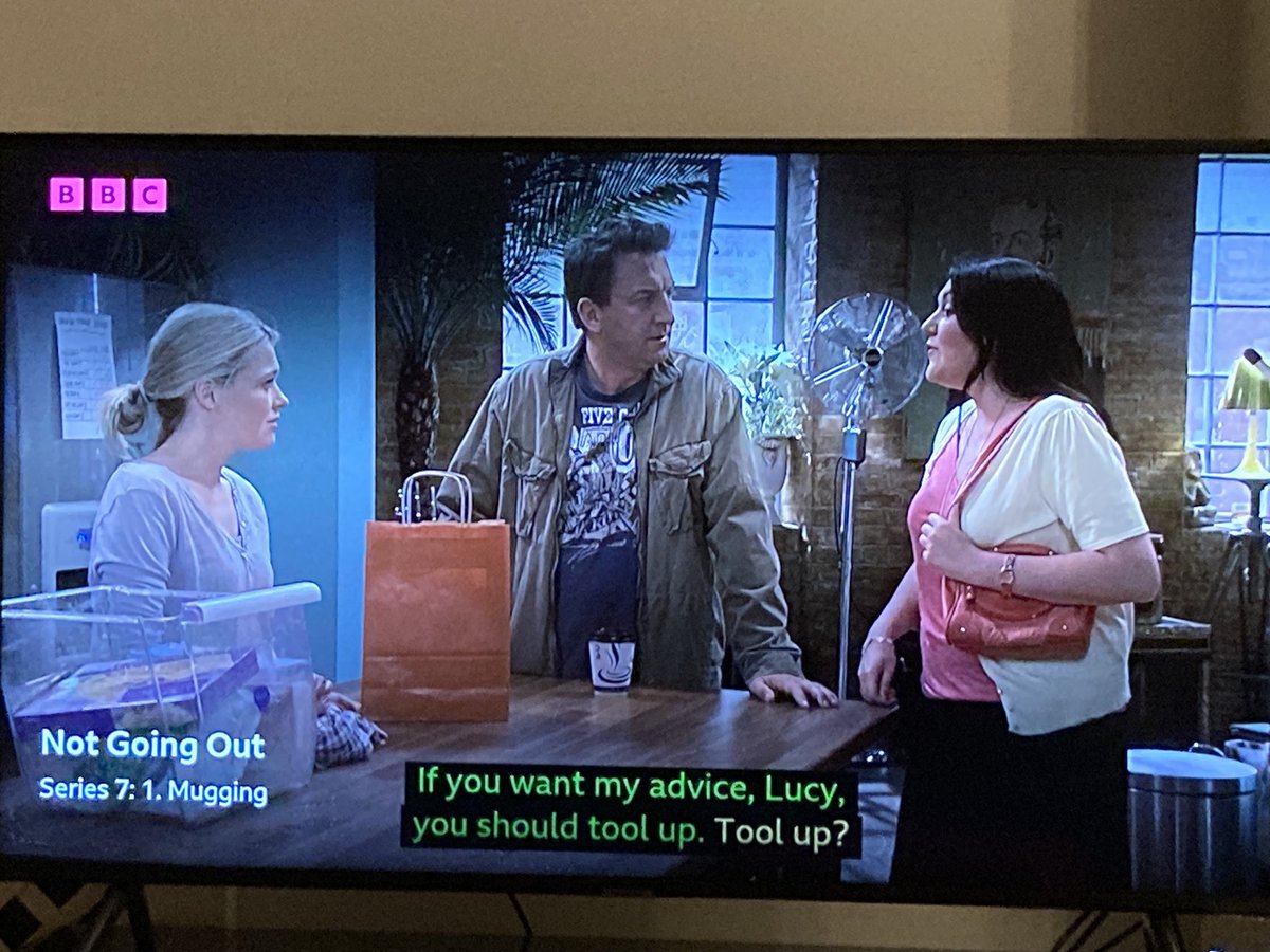 Can confirm there is a clothing inconsistency in Not Going Out Season 7 Ep 1 🤣 @LeeMack #BigComedyConference @BCGPro