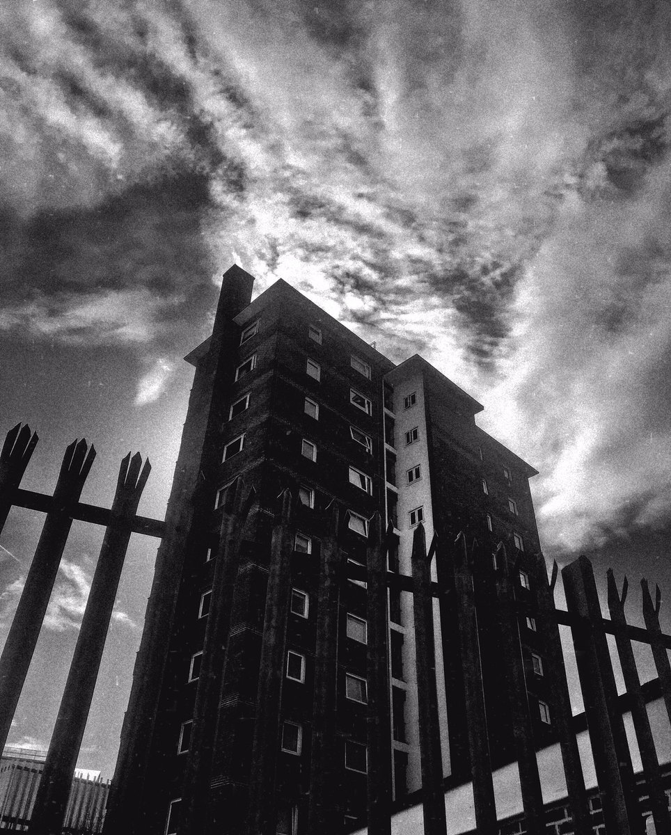 ReptonGuide's tweet image. People don’t want to live in Haines House. It isn’t due to the temperamental lifts or concrete cancer. It isn’t even because of the black mould that sent one former resident so insane he claimed it was sentient. No. People don’t want to live in Haines House because of the ghosts.