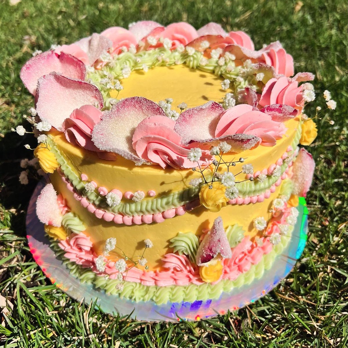 swagmongoose's tweet photo. I made Springtime cake https://t.co/7DGpsazQ8X