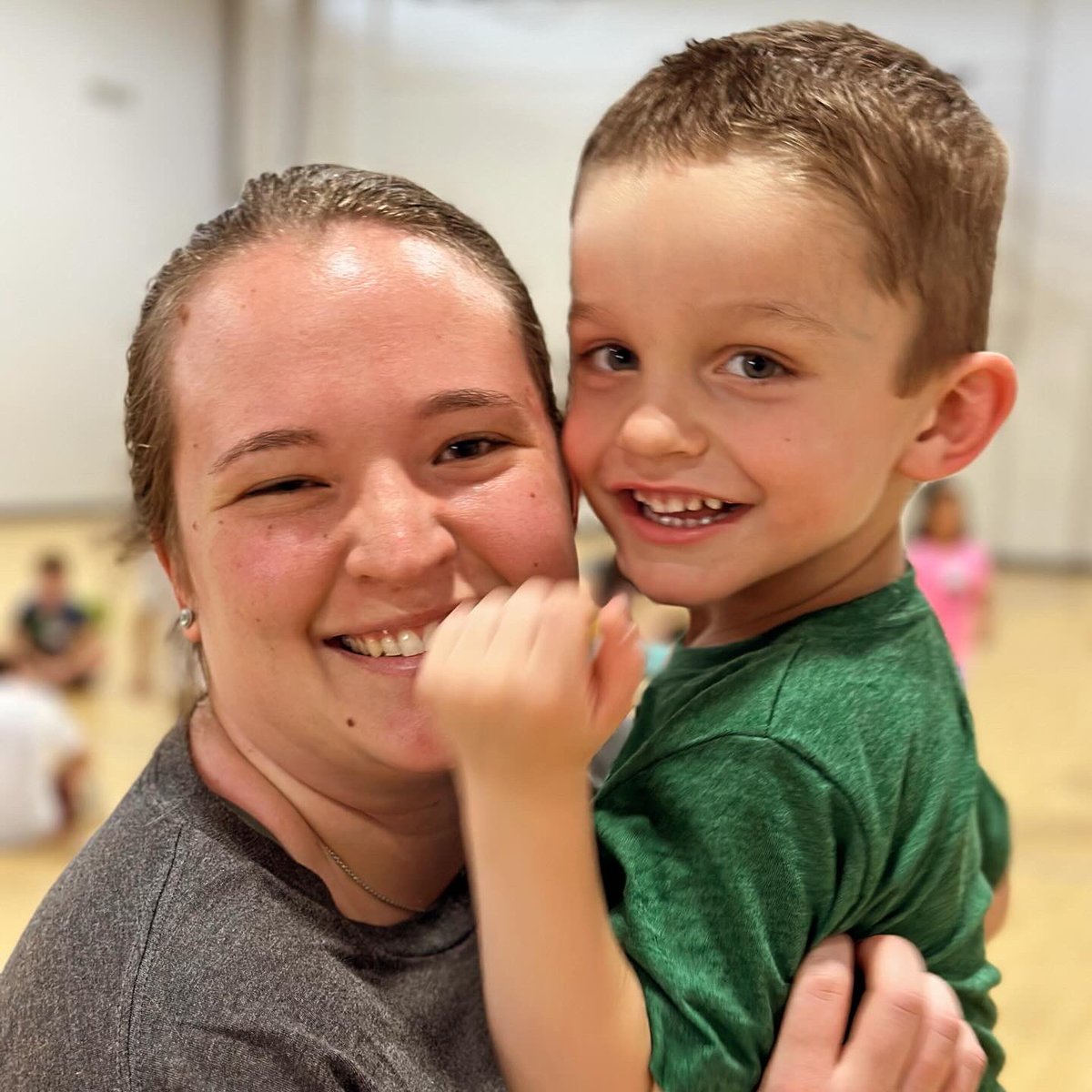 FI_Inc's tweet photo. Another epic day at Playgroup! We cranked up the volume on fun, laughter, and learning! Our crew rocked the social scene, working those social skills like pros. Big shoutout to our incredible team for making these moments happen week after week! #RedefiningAutism #AutismLove #AutismSupport