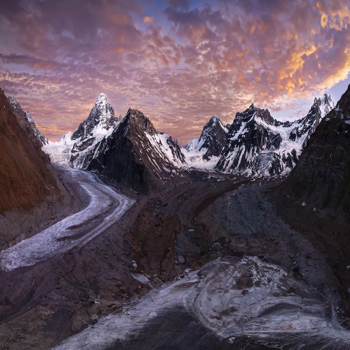 These stunning peaks are part of the Zanskar range, a group of mountains in  the Himalayas. The highest point is the Kamet Peak at 25,446 feet tall.  #EarthCapture by Tanay Das via, image size:1200x1200