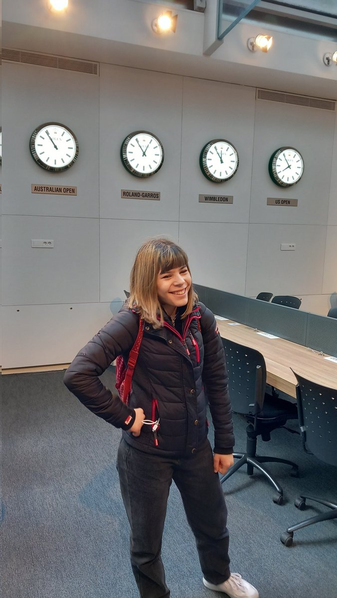 jonathan skinner tweet media