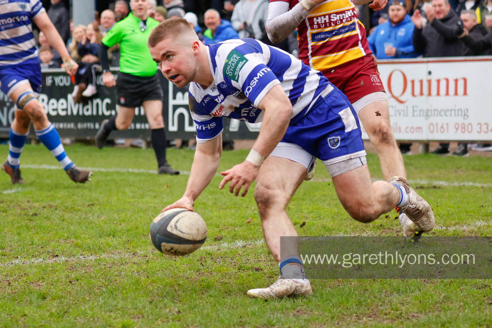 In @Natleague_rugby #Nat1 @SaleFC 35 v 24 @SedgleyTigers. Match Images (garethlyons.com/Rugby-Union/20…) @TheRugbyPaper, @TalkRugbyUnion, @MENSports #rugbyunion, #rugby