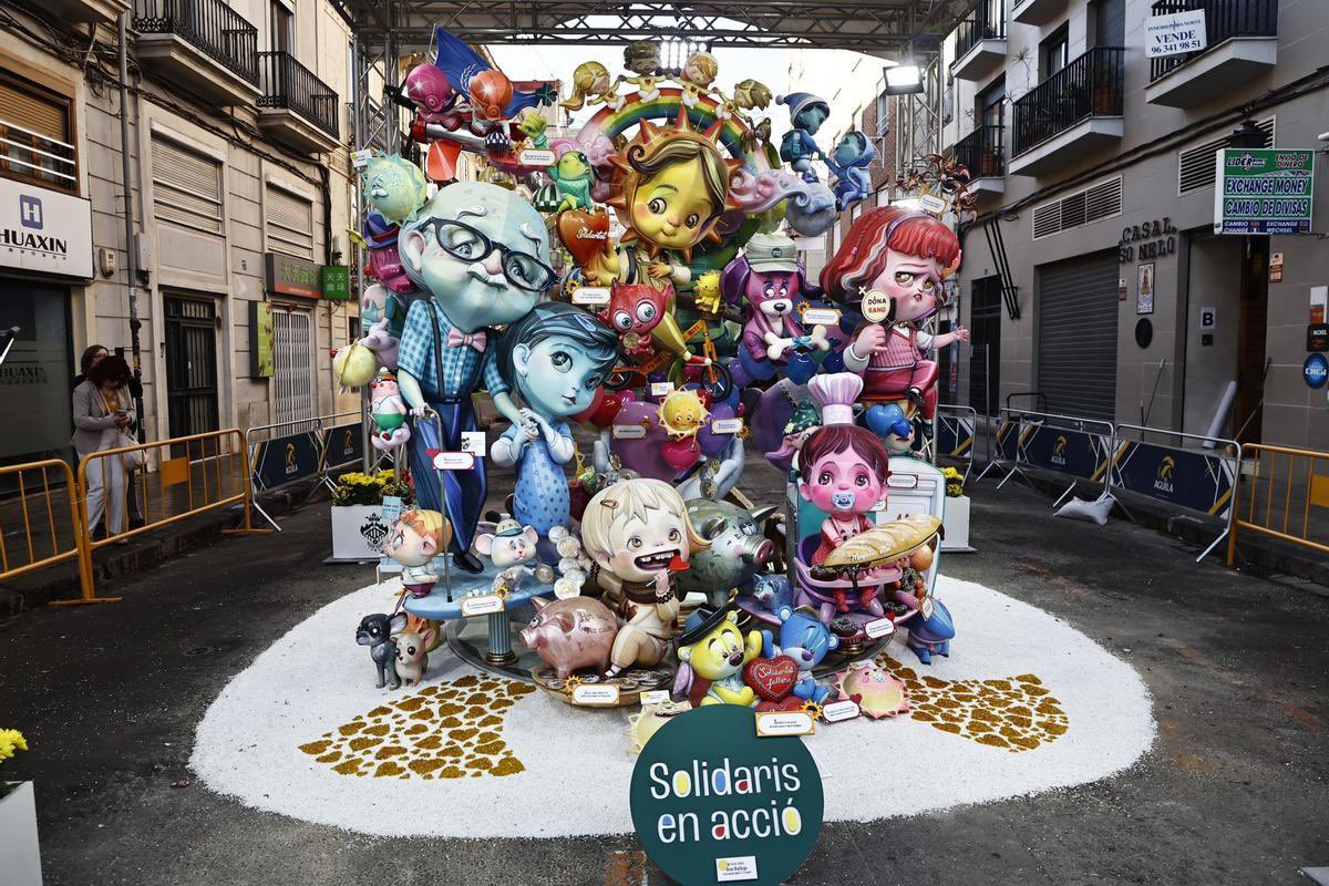 😍 Desde la Conselleria queremos trasladar nuestra enhorabuena a la @FallaLantiga y a @fallaconvento por sus premios en las mejores #Fallas del 2024