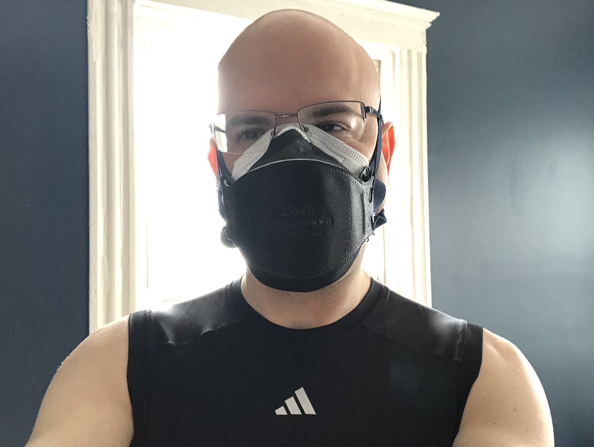 JavierThaine's tweet photo. Reminder that you can wear a P100 elastomeric respirator without looking like Darth Vader. https://t.co/aBE0Q0zDsr