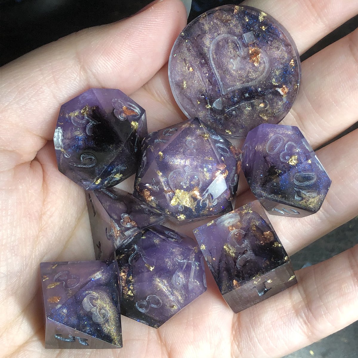 HealersHug's tweet image. Shop update March 23 at 3 pm PT! The last two sets will be polished and inked in time for the update 

#handmadedice #dicemaker #dice #dnd #ttrpg #dungeonsanddragons #dicegoblin #diceset