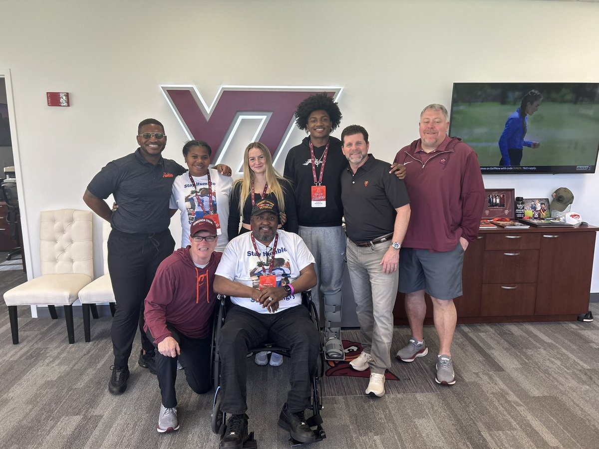 Thank you <a href="/HokiesFB/">Virginia Tech Football</a> for welcoming me and my family to a spring practice. We felt all the love, Can’t wait to be back !! #Gohokies🦃🧡#AGTG
<a href="/CoachPryVT/">Brent Pry</a> <a href="/GunterBrewer/">Gunter Brewer</a> <a href="/Coach_Marve/">Chris Marve</a> <a href="/jcprice59/">JC Price</a>