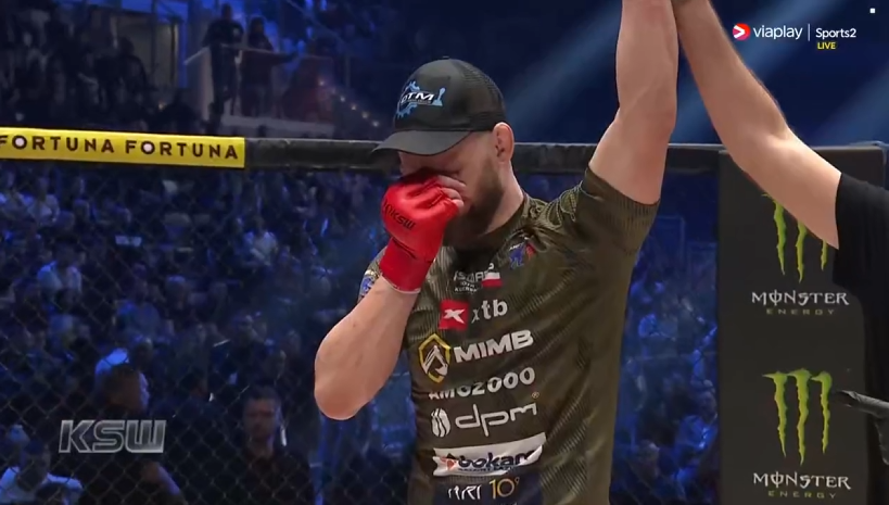 Sebastian tweet media