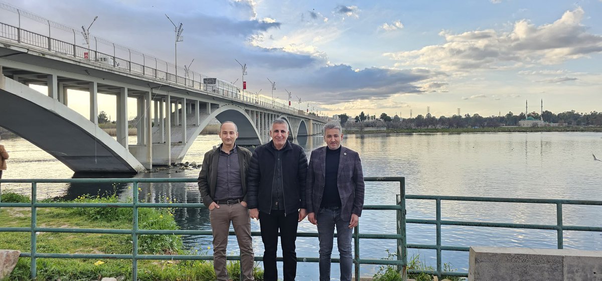 mselimacar's tweet photo. Kardaşım ve Dayımla. Memleket havası... https://t.co/aD7AAcN4k3