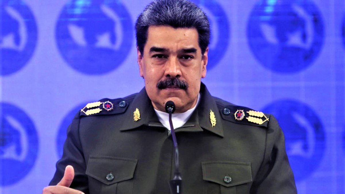 Alexmezza948's tweet photo. BUSCAR SUSTITUTOS A @MariaCorinaYA ES CONVALIDAR CRÍMEN DE LESA HUMANIDAD COMO ES LA 'PERSECUCIÓN POLÍTICA' Y SER CÓMPLICE DE UN DELITO E IMPOSICIÓN DE UN TIRANO PREPOTENTE.  
SIN LA PARTICIPACIÓN DE LA CANDIDATA ELEGIDA POR EL PUEBLO EL 22 OCT NO HAY ELECCIONES LIBRES Y JUSTAS. https://t.co/xHvQEoXFWz