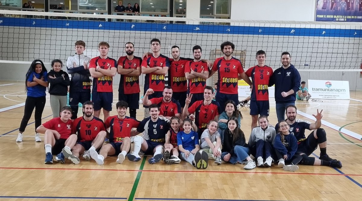 CVS TREN DE SOLLER 3 CV BARÇA 1 Victoria del nostre equip que mus dona matemáticament sa permanencia a Superlliga2. Enhorabona equip!!! @EBaseMallorca @EsportsSoller @fedvbib @esportsIB