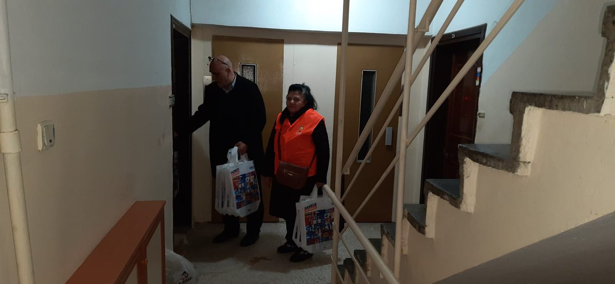 Belediye Meclis Adaylarımız ve Meclis Üyelerimizle Seçmenlerimizi ziyaret ettik..<a href="/burakcifci34/">Burak ÇİFCİ</a> <a href="/naimyagci_/">Av. Mustafa Naim Yağcı</a> <a href="/zaferdgn/">F. Zafer Düşgün 🇹🇷</a> <a href="/AbubekirUcan/">Abubekir Uçan</a> <a href="/fatihkyc/">Fatih KAYACI 🇹🇷</a> <a href="/rizakaplan34/">Rıza Kaplan</a> <a href="/Mustafa92634869/">Mustafa KAYA</a>