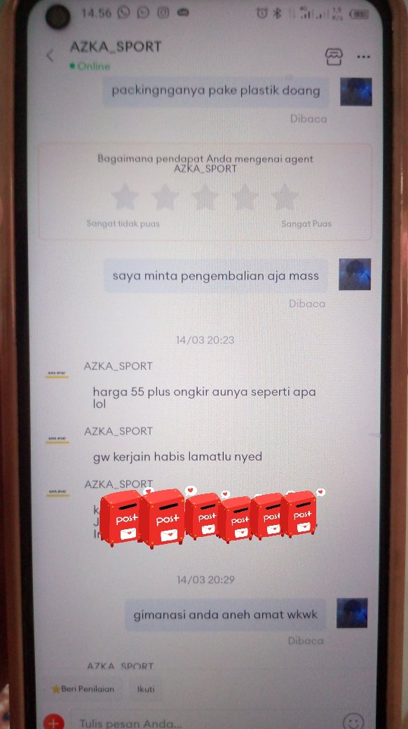 alyayyv's tweet photo. retur barang di lazada malah diteror si penjual😭 tolong pihak lazada bantu soalnya saya di kirim paket terus yang bukan saya pesen😭 @LazadaID 
kronologi:saya pesan sepatu di toko AZKA_SPORT barangnya ga sesuai terus cacat, dan minta retur dong setelah di retur-
@LazadaIDCare https://t.co/FozT7KLLg6