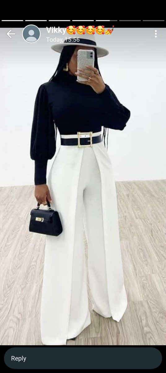 JenniferIw15387's tweet photo. Convention sleeky outfit 💋💋 https://t.co/wSBdNApjrw