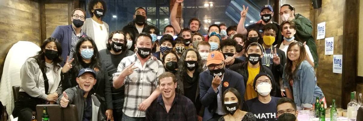 washheights44's tweet photo. @AndrewYang He did smile a lot! Don is without a doubt the life force of this picture from the #YangForNY campaign ๐๐ https://t.co/bOiXyrQLfI
