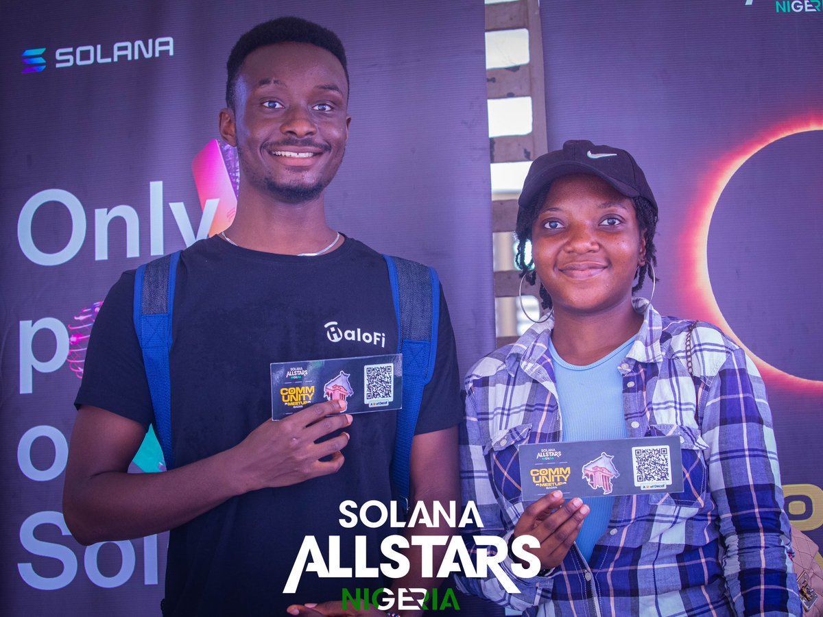 Spent the day celebrating @solana at 4 with our amazing community in @UniIbadan 

As we continue on our journey to onboarding the next billion users in crypto, I’m inspired by the commitment of our Giga Chads all across Nigeria

We’re just getting started🇳🇬

#OnlyPossibleOnSolana