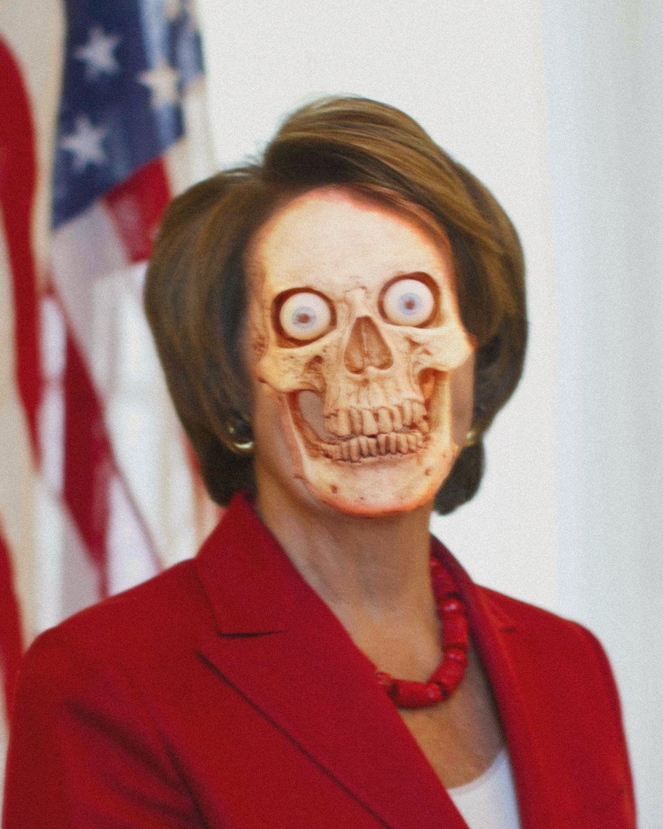CapnDevo's tweet image. Pelosi's new haircut.