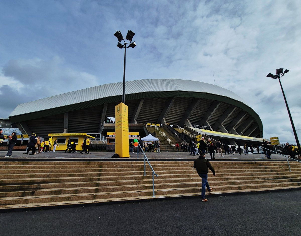 RyanClauin's tweet photo. 𝗧𝗛𝗥𝗘𝗔𝗗 📸
📆 16.03.2024
🆚️ FC Nantes - RC Strasbourg Alsace
🏟 Stade de la Beaujoire
🗺 France 🇨🇵
🏆 Ligue 1
🎟️ 29€
#Groundhopping #FCNRCSA https://t.co/jzpF4DNch9