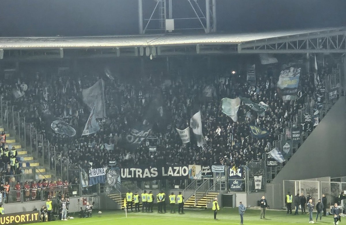 Solo la Lazio Solo i Laziali FORZA LAZIO SEMPRE #frosinoneLazio #ForzaLazio #ForzaLaziali #ultrasLazio