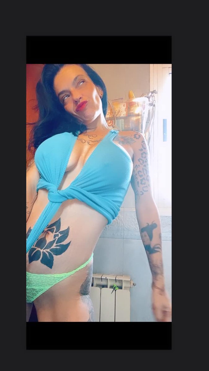 Cs2Live_'s tweet photo. Katy Petunia 
#sexy #sexi #GirlPower #girl #cute #girlxinh https://t.co/vEHp0WaK2R