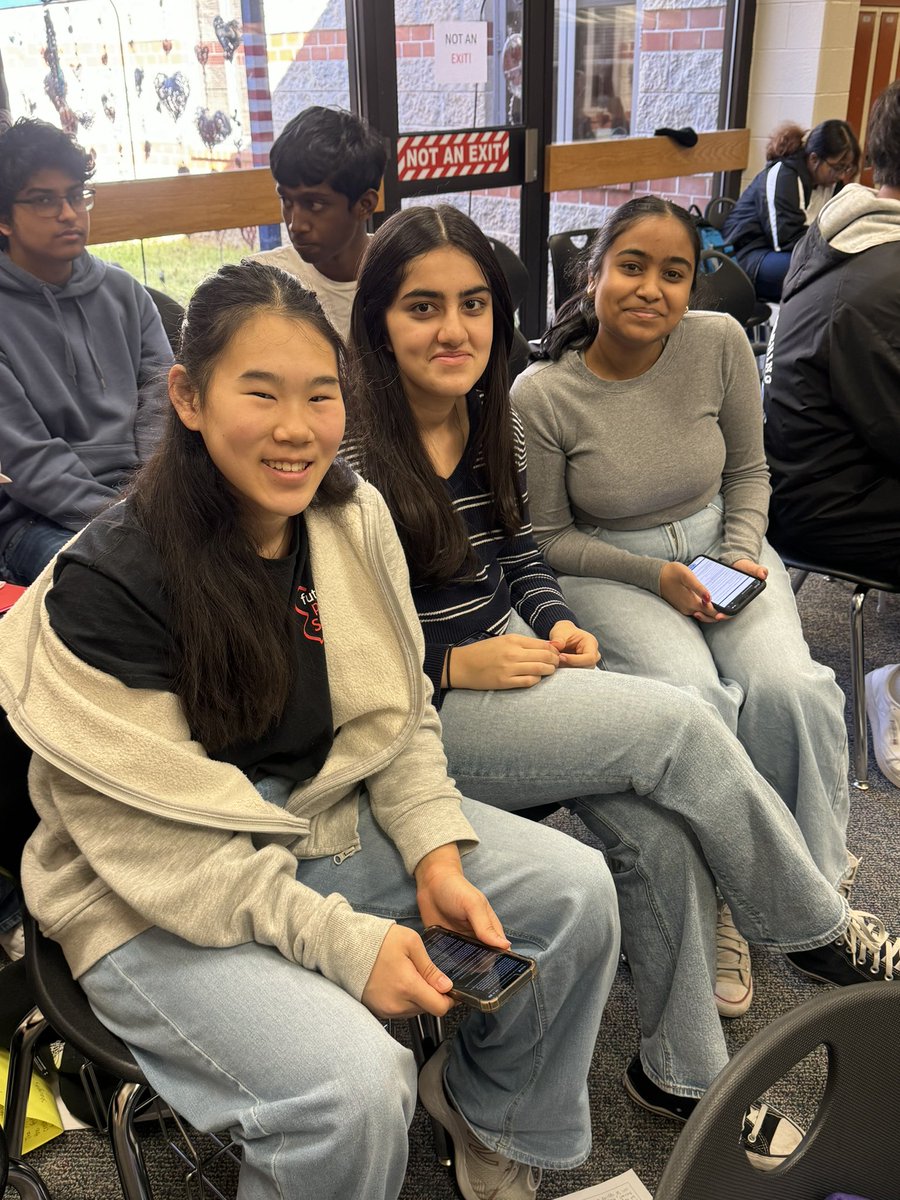 Bec_Chirps's tweet image. A great FPS State Bowl! #TeamCommUNITY #wwprsd