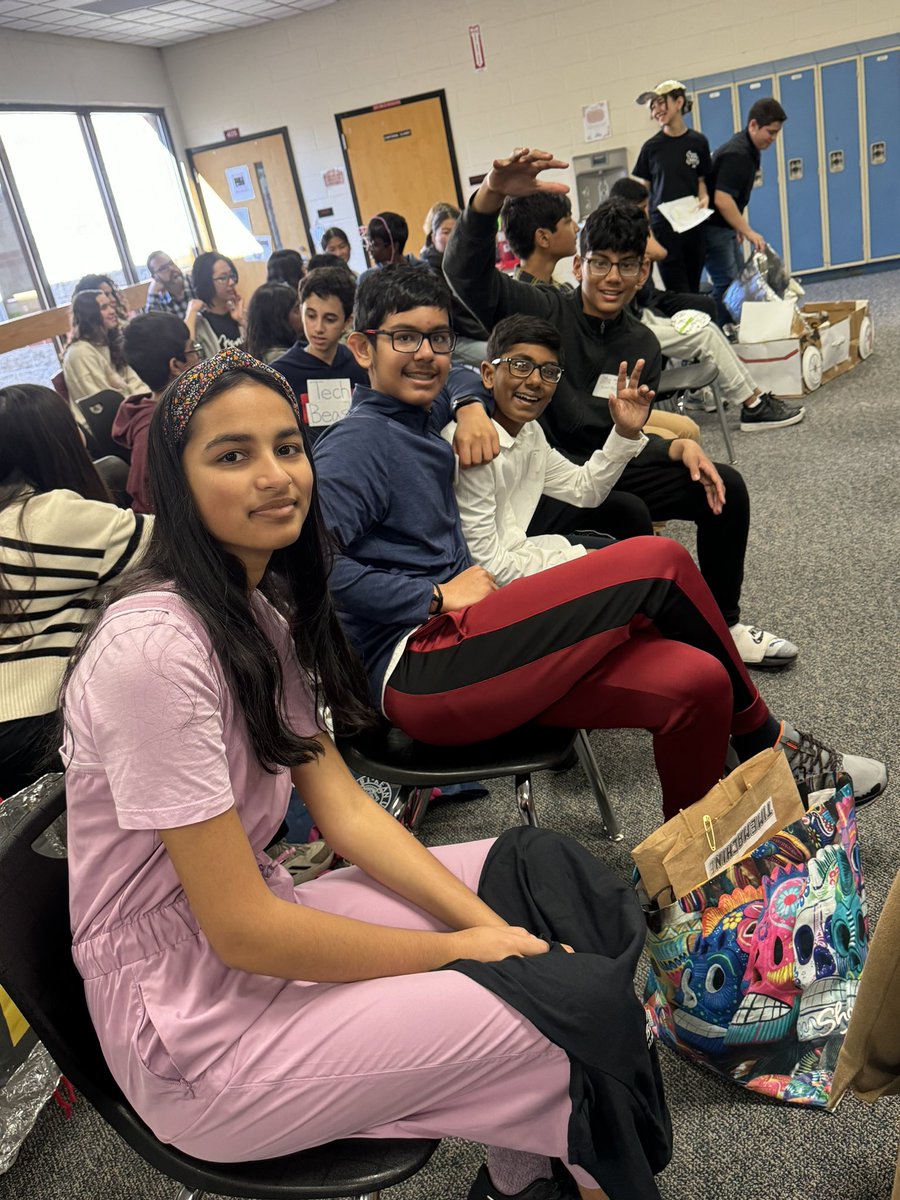 Bec_Chirps's tweet image. A great FPS State Bowl! #TeamCommUNITY #wwprsd