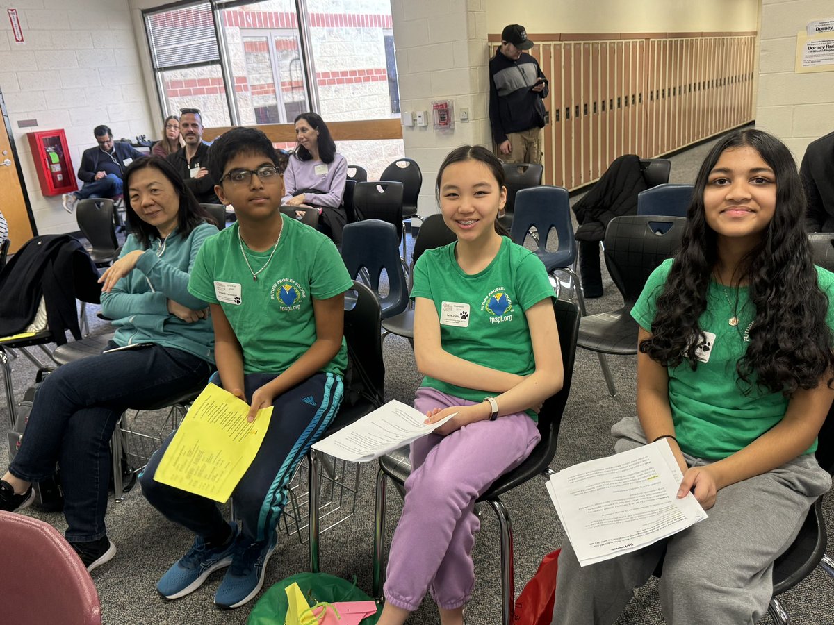 Bec_Chirps's tweet image. A great day to be a problem solver. #TeamCommUNITY #wwprsd