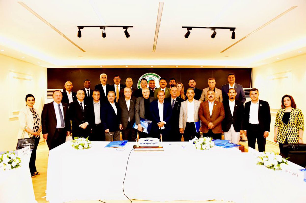 حضر رئيس الاتحاد العراقي للركبي الدكتور فريق عبدالله هزاع اجتماع الجمعية العمومية للجنة الأولمبية الوطنية العراقية. 
و قاد الجلسة رئيس اللجنة الاولمبية العراقية الدكتور عقيل مفتنو جرى التصويت على التقرير الإداري لسنة ٢٠٢٣ مع التصويت على الميزانية التخمينية لسنة ٢٠٢٤ بالإجماع .