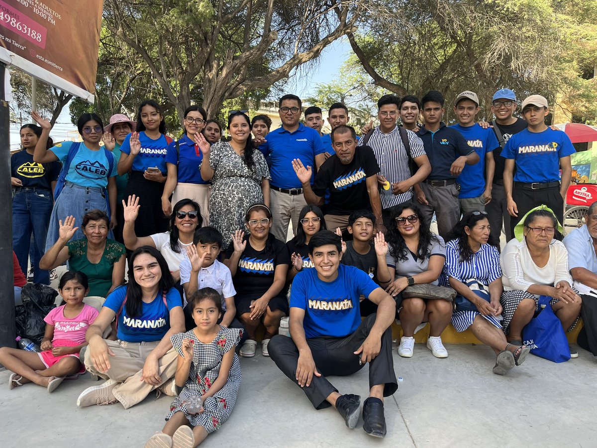 AdventistasMPN's tweet photo. 🔰Más de 700 jóvenes se concentran en la concha acústica de Piura para adorar al Señor🙏🏼 y anunciar que Cristo viene en las grandes ciudades📣
#JAMPN #GYD24 #DiaMundialJA https://t.co/hoLeY4s7l5