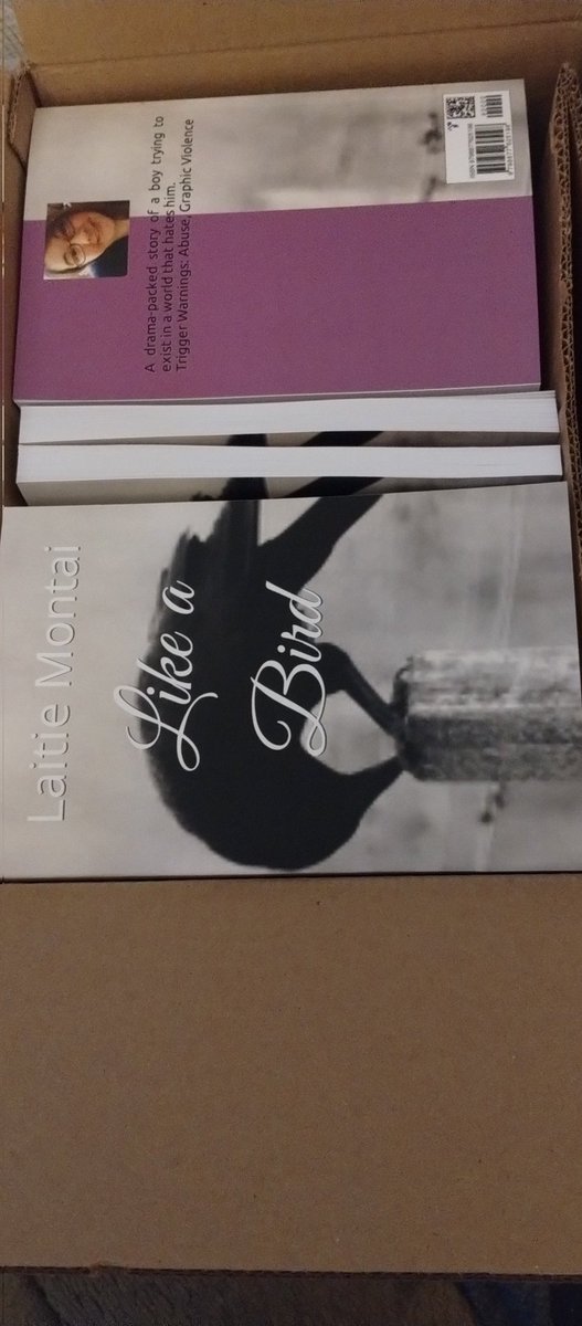 laitie315's tweet photo. THEYRE HERE THEYRE HERE!!!
#books #WritingCommunity #likeabird https://t.co/e3fAnGIoRh