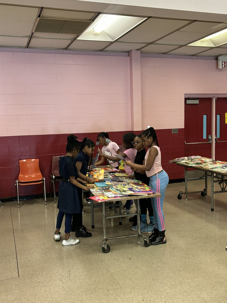 Mark Twain School for Scholars tweet media