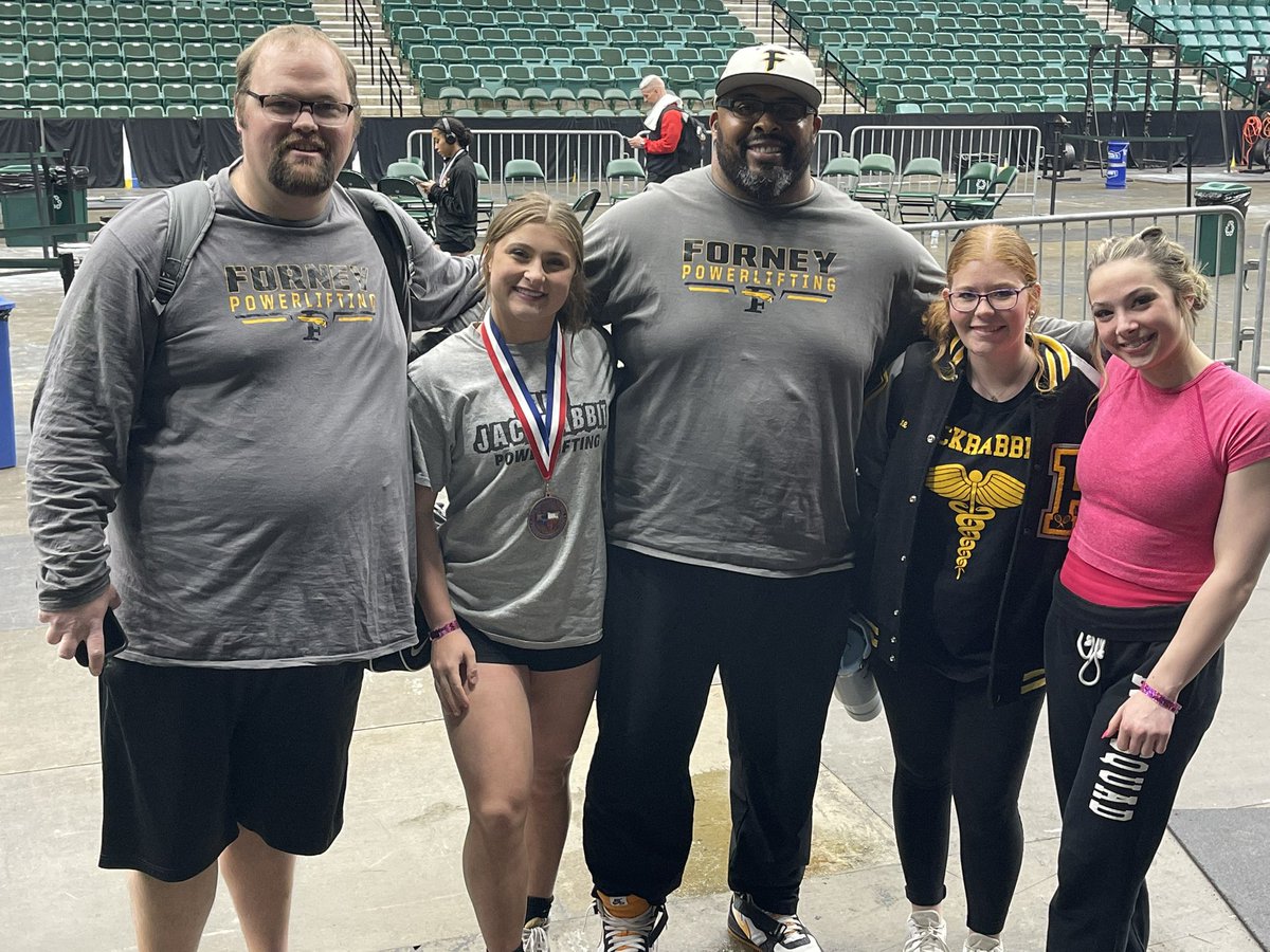 ForneyPowerlif1's tweet photo. 2 of our girls got to compete at @thswpa state tournament today and we brought home some hardware!!!! Great job to all our lady Jackrabbits this season!!!! https://t.co/1YK4heeLTu