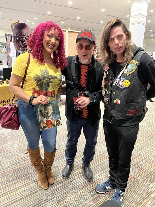 I had so much fun today at Days of the Dead Horror Con! It's always hard to contain my inner fangirl