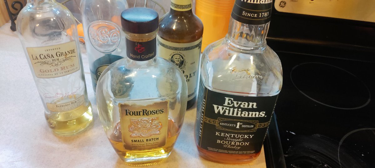 stormrider27's tweet photo. So the last batch was killed last night, there's 2 shots of rum on the kill list left and it's on to the vodka and whisk(e)y #heelslayer https://t.co/MGm0uqM04Y