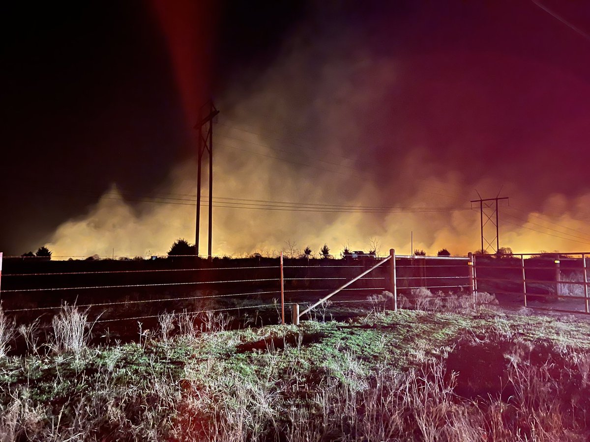 dirtdiver70's tweet photo. Well the end of this roll is here. Had an awesome time down here in Oklahoma was super busy and got a lot of fires in, 15 I believe. I’m ready to get home to the family. Thanks for having us down Osage Nation Wildland Fire! See ya next trip! https://t.co/ekEkn69XEe