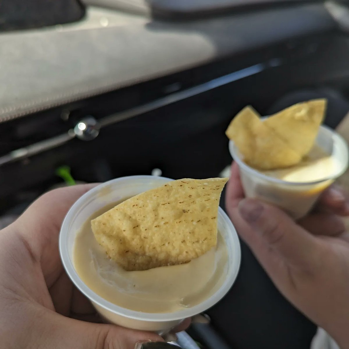 Princess__Fiona's tweet image. Day 76 of #100DaysOfHappy

Bestie Weekend Continues! 

We recreated our Tostitos party except in the car this time and not on the kitchen floor 😂, then headed downtown, did a little shopping, it was a beautiful day! Got ourselves treats! Spent some time with Babies L &amp;amp; S!