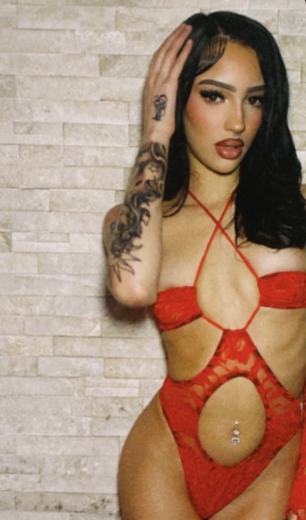 stephaniemxoo's tweet photo. #Petite #Reddit  #20 #Stripper #Paterson #NJ #Nsfwtw #Discord https://t.co/eC2HHTz4io