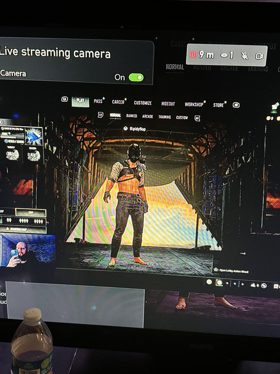 flipidyflop420's tweet photo. Live in 5. Getting actual face cam set up for tonight’s stream. Come drop by and say hi! Drop a like and follow if you enjoy. 

#survival #xbox #gaming #smalltimestreamers #streamingdad #PUBG #BATTLEGROUND #war #BattleRoyale 

https://t.co/vGf7GWjbfg https://t.co/5M2bltjeY6