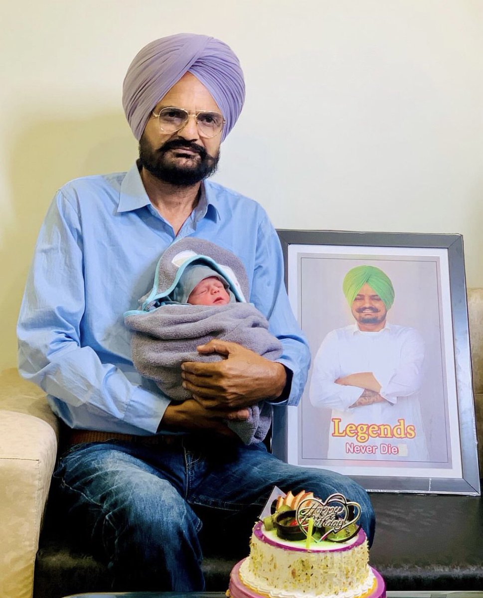 Akaur_07's tweet photo. ਨਿੱਕਾ ਸ਼ੁਭਦੀਪ 🥹❤️

#SidhuMooseWala 
#JusticeForSidhuMooseWala https://t.co/hCqOUFQNcr