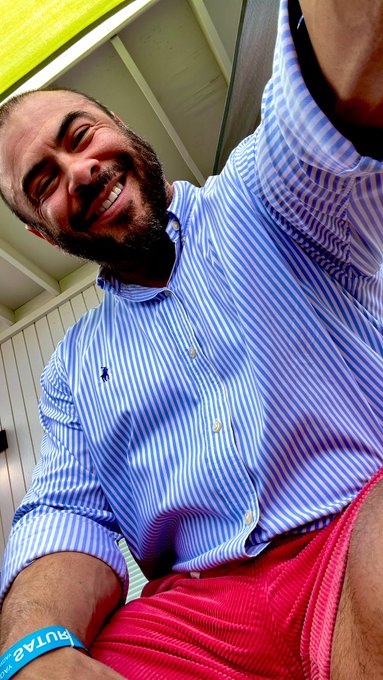 Happy Saturday ☀️ https://t.co/eXFcHxjFEy