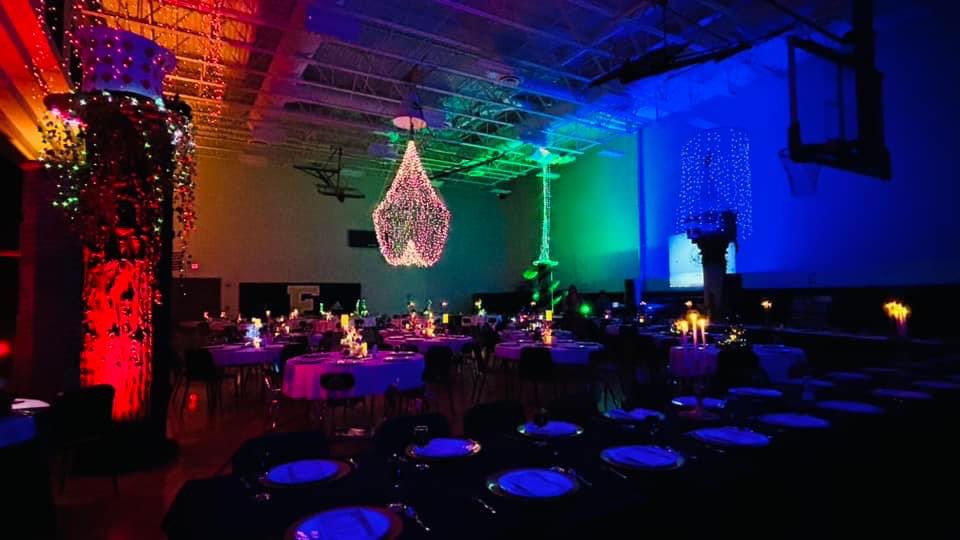 wcsFvHSct's tweet photo. Our JROTC Ball was Fire! Our very own @wcsGolden &amp; Mr Dave Shepherd were guest speakers. Edley’s BBQ donated all the food, @wcsFVHStheater sang a song from their  “Into the Woods” show! We made some amazing decorations for our “A Starry Night Fairytale” theme. #jacketpride https://t.co/pThcR3MyiL