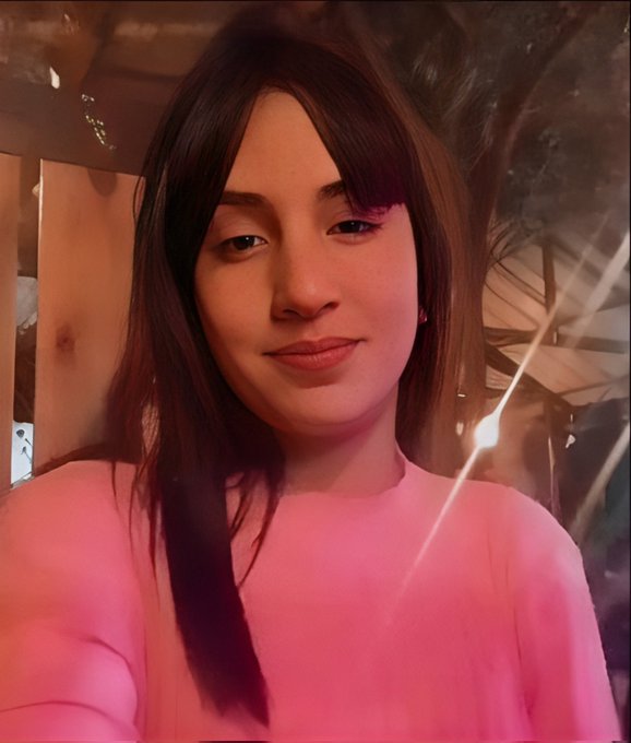 Brisa Carolina Del Pino tiene 16 años, desapareció el 2/12/22 en Villa Luzuriaga, La Matanza. Podría encontrarse en Moreno, Buenos Aires. Interviene Fiscalía UFI 11.  Hay una RECOMPENSA PÚBLICA de $ 5.000.000 por encontrarla. Avisar #URGENTE al☎️ 2214293015. Reserva de identidad