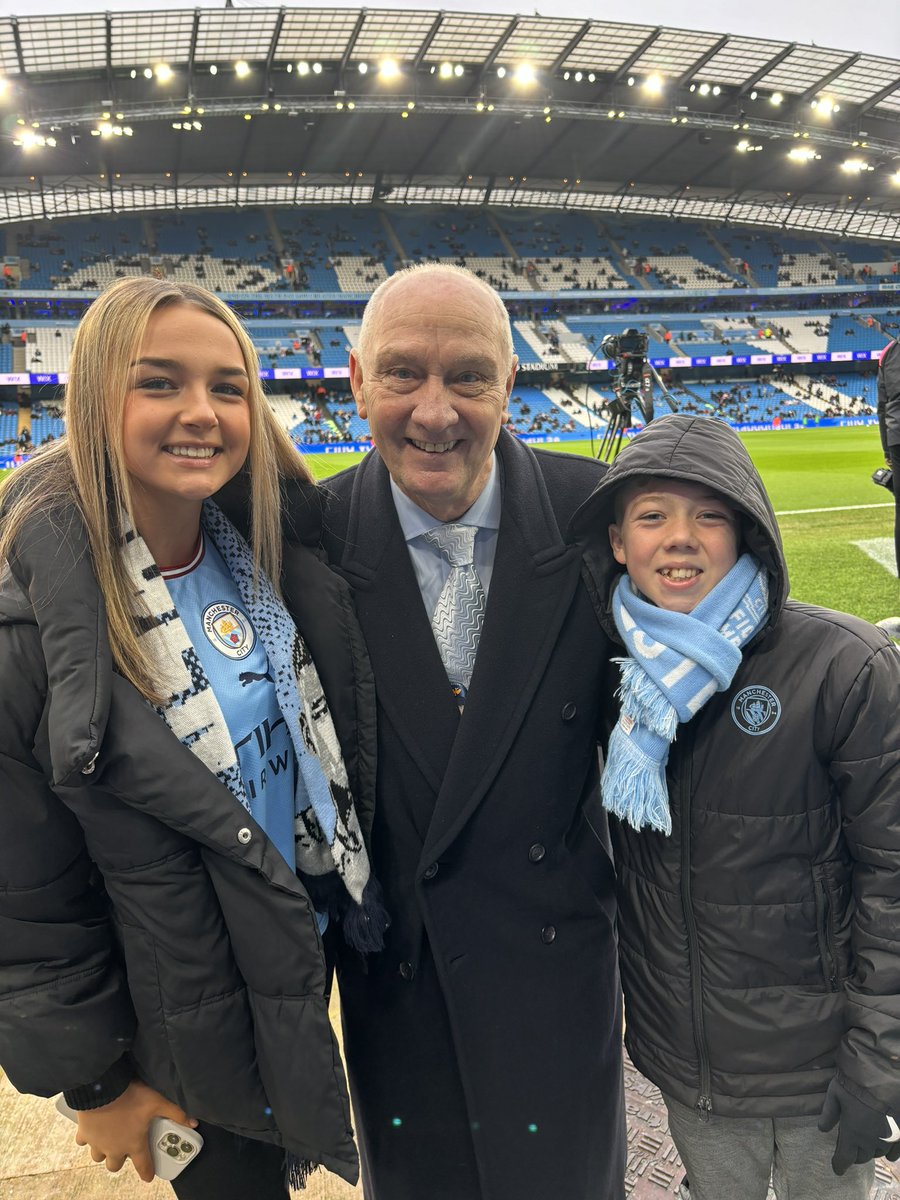 A pleasure to meet <a href="/brian_horton4/">Brian Horton</a> today at City - such a gentleman and made a real effort to take a picture with the kids. There’s not too many people who can tick the City and Vale box at the same time for them! 

Thanks again 👍