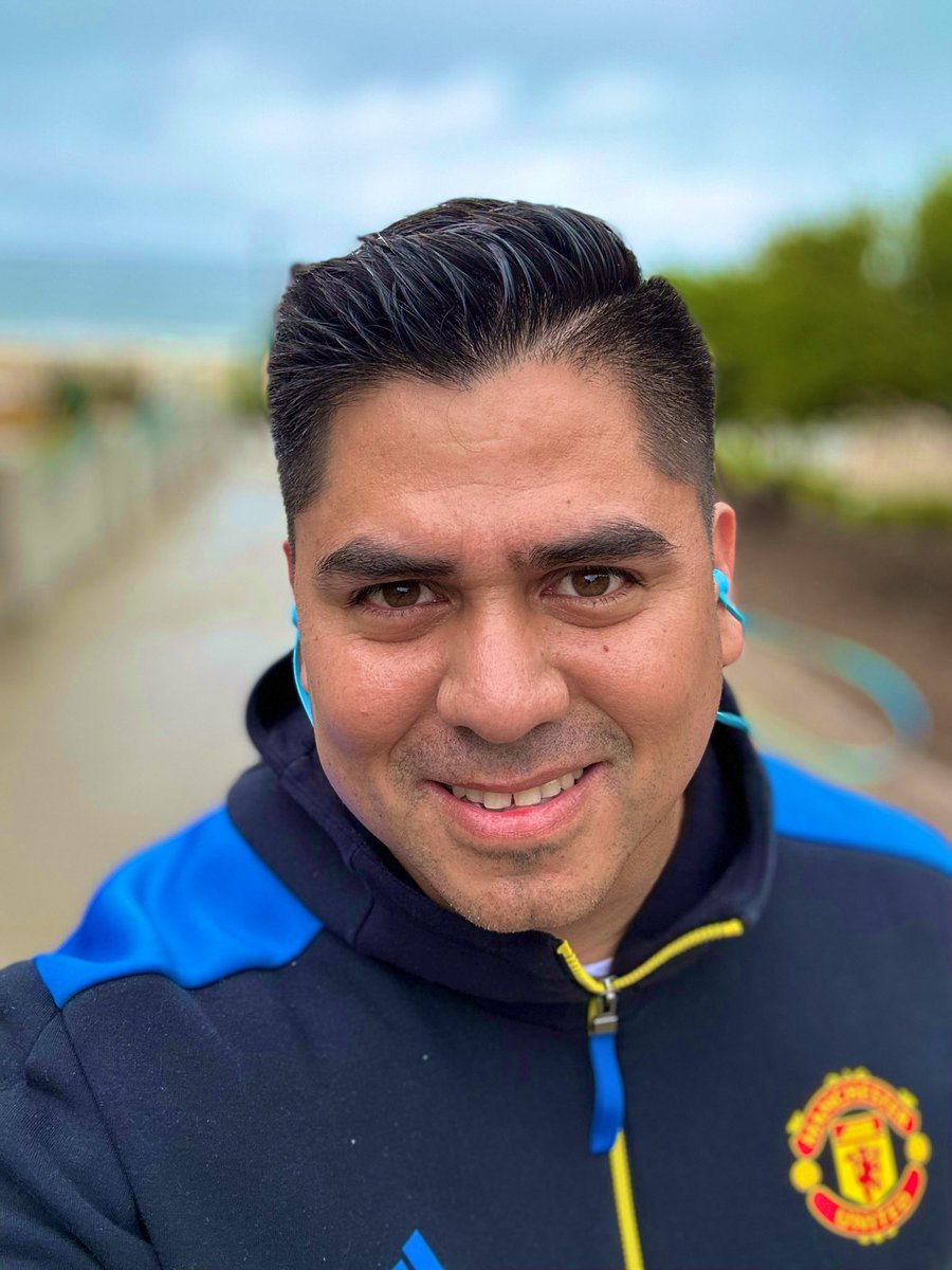 Robbye Ron tweet media