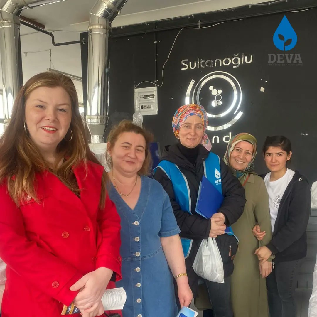 UresinAsl10573's tweet photo. 📍İsmetpaşa Mahallesi
.
.
.
#AlemBuysaDEVAKadında #Yalovayakadınelideğecek #DevaSensin #aslıüresin https://t.co/HCavPCmm1b