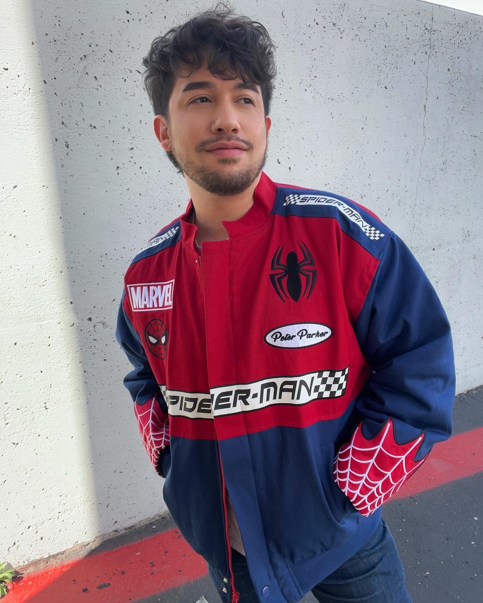 seejaylewis's tweet photo. Start your engines and get ready to race in style with this Spider-Man Racing Jacket from @boxlunchgifts ! 🕸️🏎️
#BLCollective #BLSpeedway #boxlunchgifts #BLsponsored #spiderman #marvel #marvelcomics https://t.co/nWFZtbFQPo